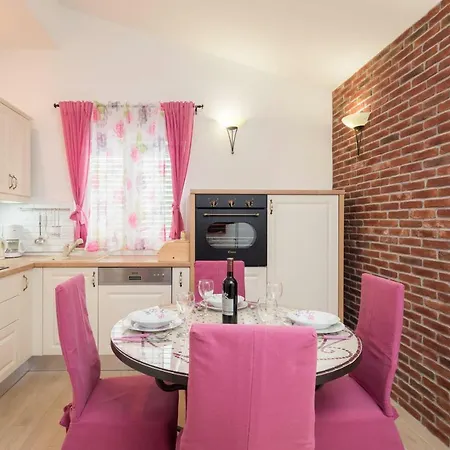 Gem Of The Sea Luxury With Brand New Heating Infinity Pool