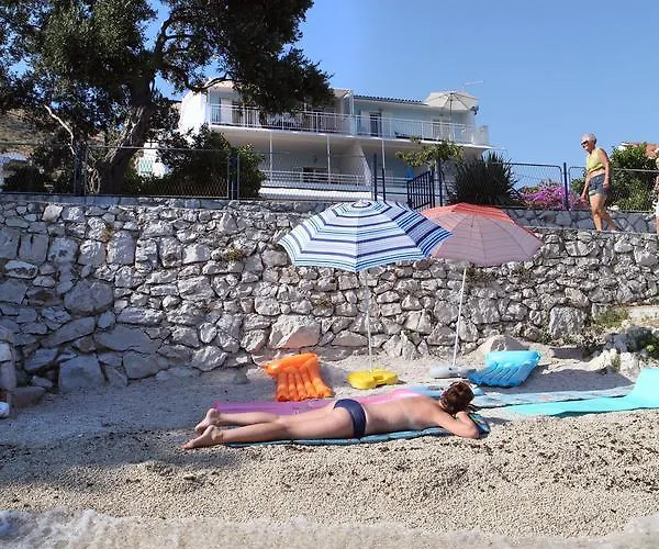 Daire Gem Of The Sea Luxury With Brand New Heating Infinity Pool Trogir