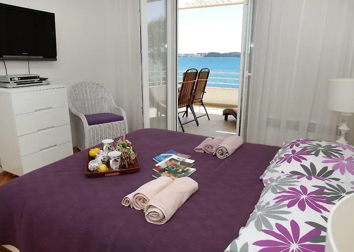 Daire Gem Of The Sea Luxury With Brand New Heating Infinity Pool Trogir