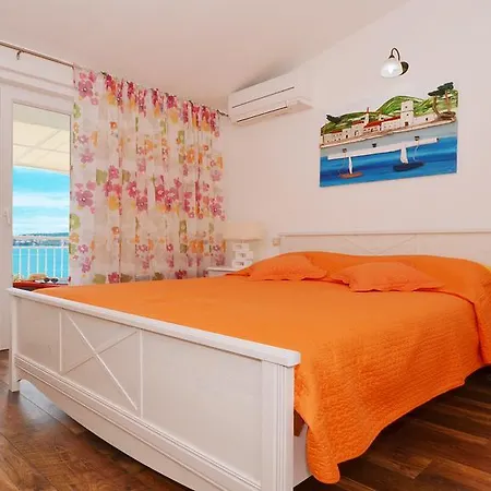 Gem Of The Sea Luxury With Brand New Heating Infinity Pool