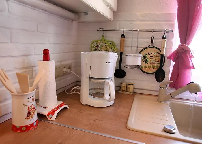 Apartman Gem Of The Sea Luxury With Brand New Heating Infinity Pool Trogir