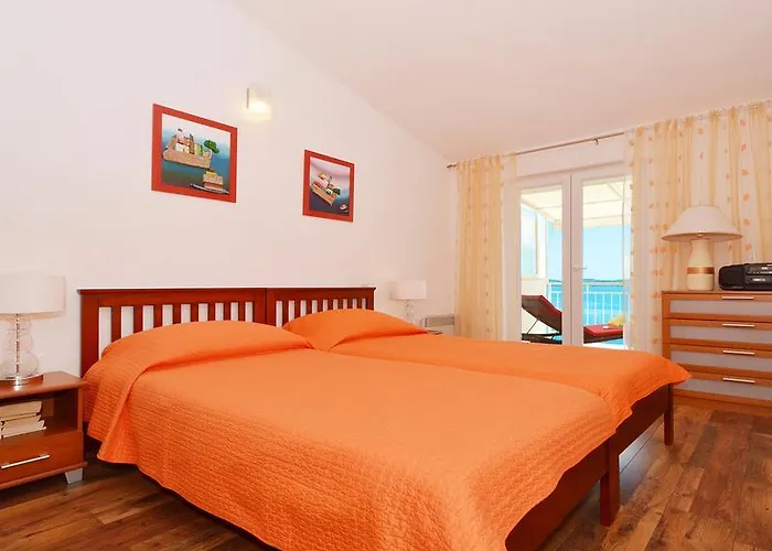 Gem Of The Sea Luxury With Brand New Heating Infinity Pool Apartman *