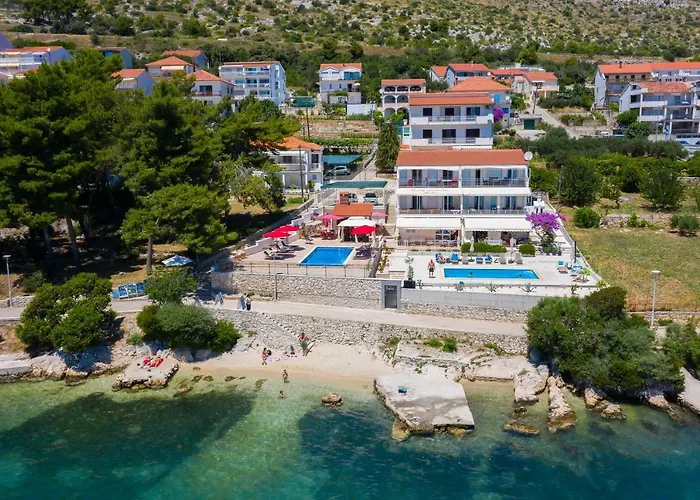 Apartman Gem Of The Sea Luxury With Brand New Heating Infinity Pool