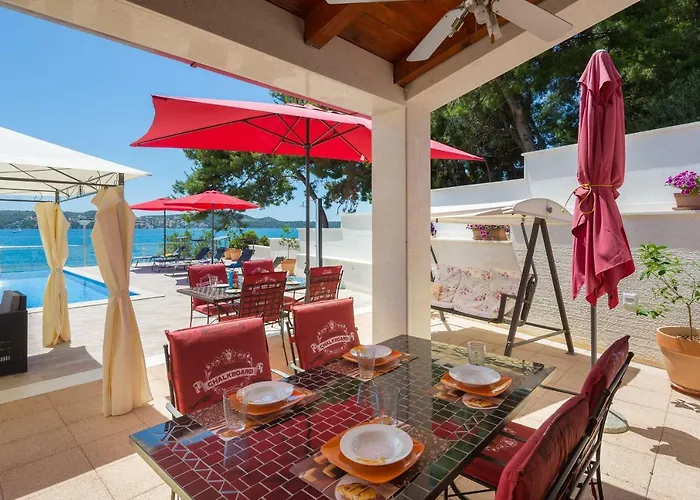 Gem Of The Sea Luxury With Brand New Heating Infinity Pool