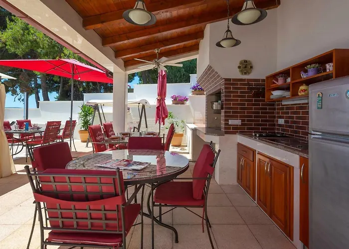 Gem Of The Sea Luxury With Brand New Heating Infinity Pool * Trogir