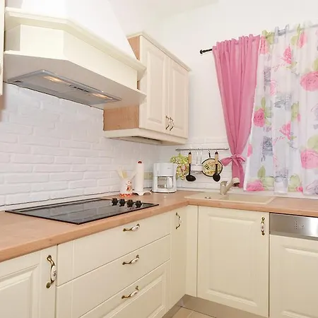 Gem Of The Sea Luxury With Brand New Heating Infinity Pool 公寓 特罗吉尔